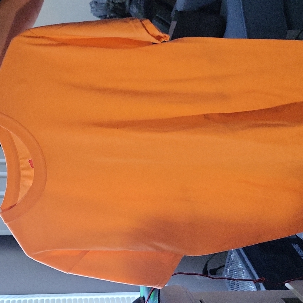 Hanes orange t-shirt
